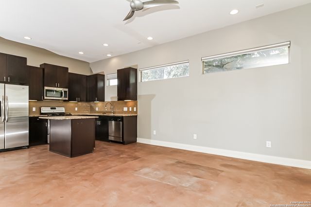 262 East Cevallos, San Antonio, TX 78204