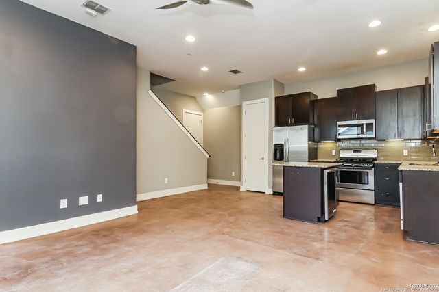 262 East Cevallos, San Antonio, TX 78204