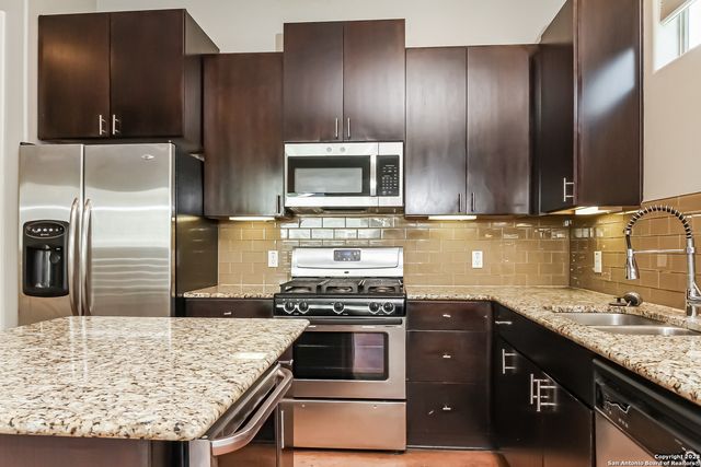 262 East Cevallos, San Antonio, TX 78204