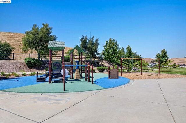 9850 Reimers Way, Dublin, CA 94568