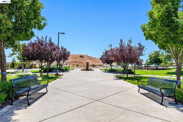 9850 Reimers Way, Dublin, CA 94568