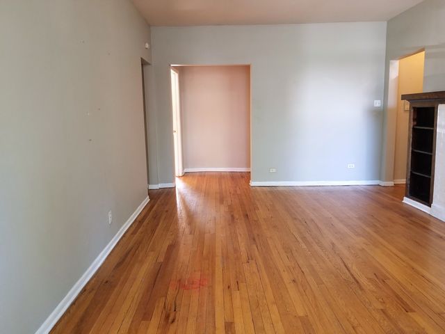 2214 N Saint Louis Avenue 1, Chicago, IL 60647