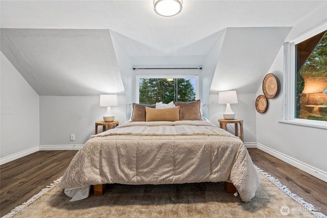 1911 Sidney Avenue, Port Orchard, WA 98366