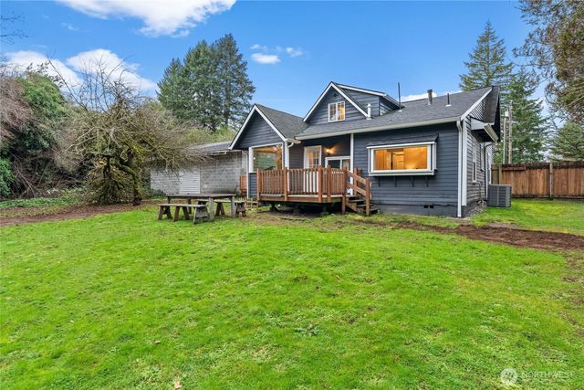 1911 Sidney Avenue, Port Orchard, WA 98366