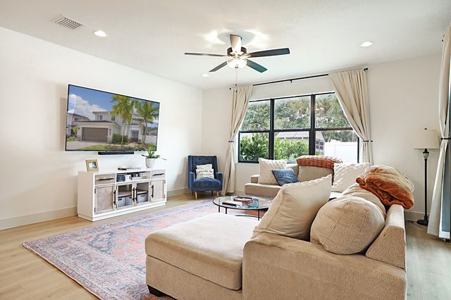 6151 Yerba Buena Court, Lake Worth, FL 33467