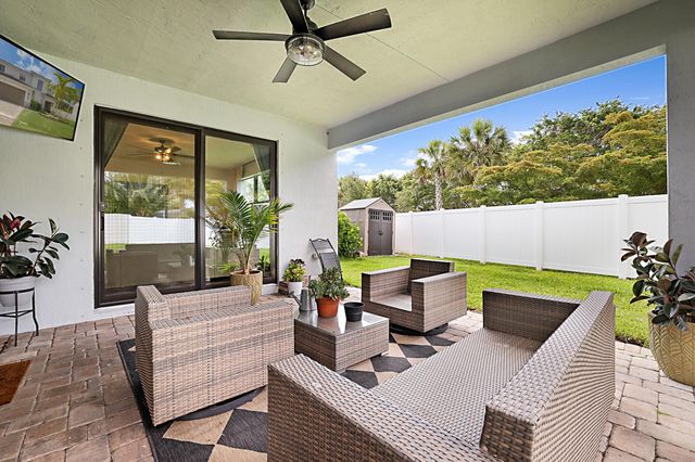 6151 Yerba Buena Court, Lake Worth, FL 33467