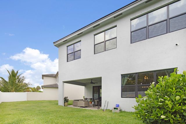 6151 Yerba Buena Court, Lake Worth, FL 33467