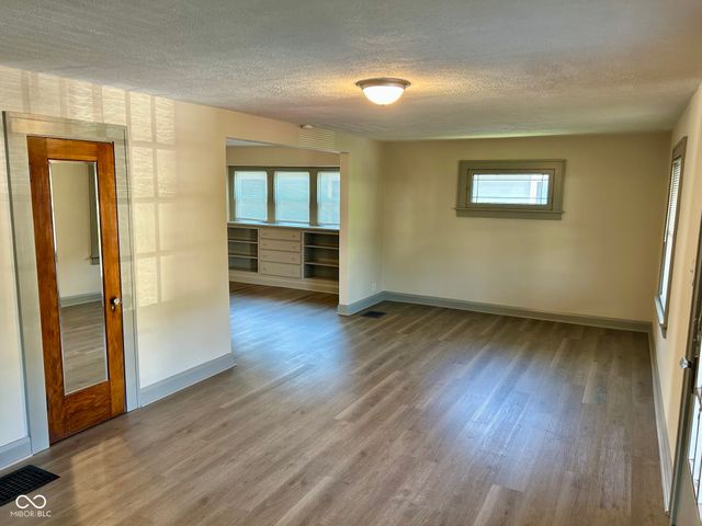829 N Chester Avenue, Indianapolis, IN 46201