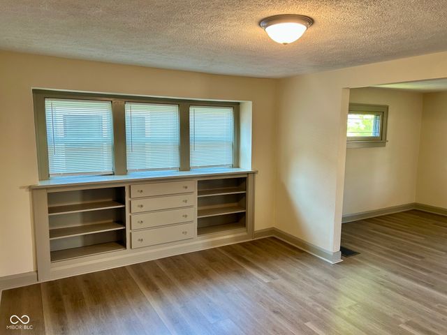829 N Chester Avenue, Indianapolis, IN 46201