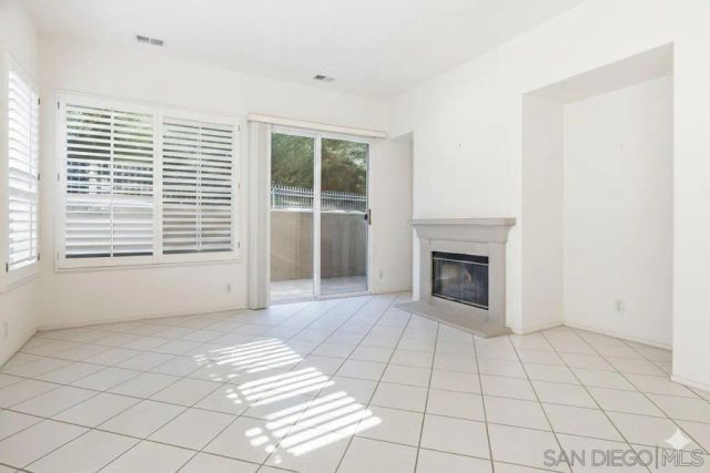 8010 Gilman, La Jolla, CA 92037