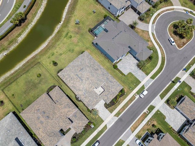 2639 YACHT PLACE, Wesley Chapel, FL 33543