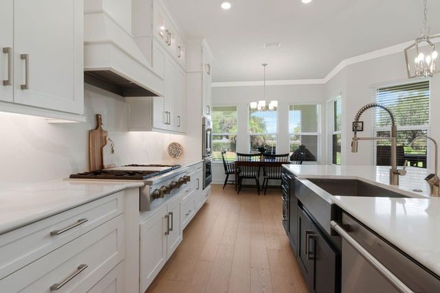 2639 YACHT PLACE, Wesley Chapel, FL 33543