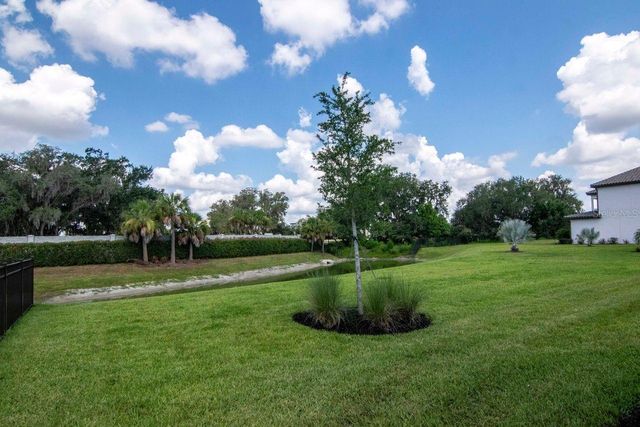 2639 YACHT PLACE, Wesley Chapel, FL 33543