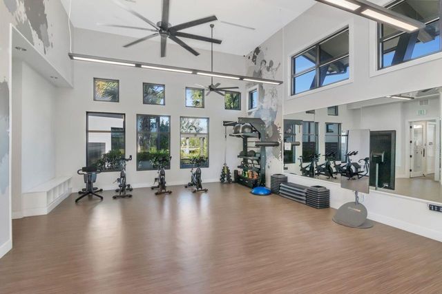 2639 YACHT PLACE, Wesley Chapel, FL 33543