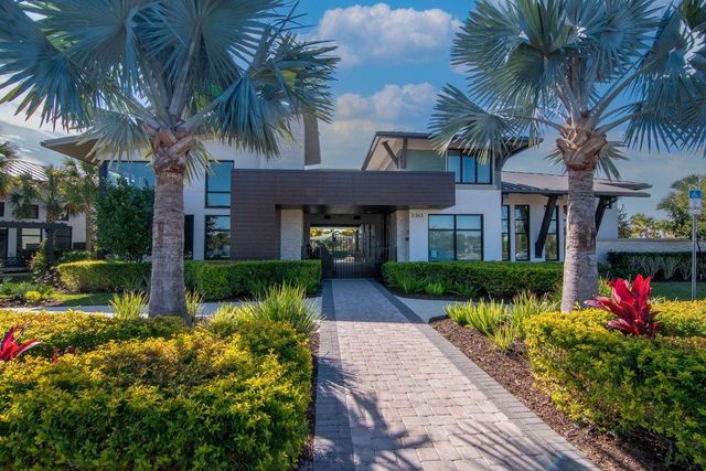 2639 YACHT PLACE, Wesley Chapel, FL 33543