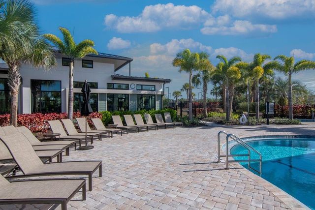 2639 YACHT PLACE, Wesley Chapel, FL 33543