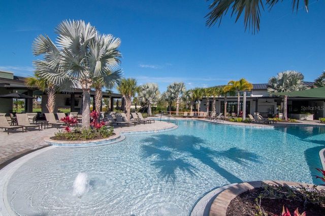 2639 YACHT PLACE, Wesley Chapel, FL 33543