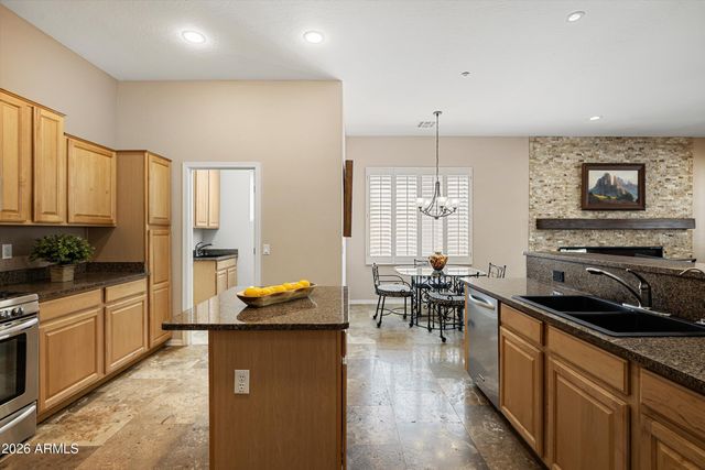 10614 E MEADOWHILL Drive, Scottsdale, AZ 85255
