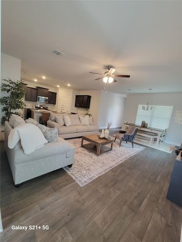 9460 Hard Rock Road, Conroe, TX 77303