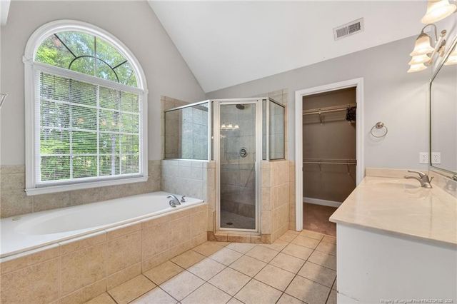 8040 Trout Creek Road, Fayetteville, NC 28304