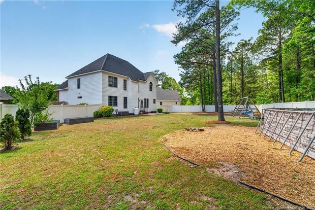 8040 Trout Creek Road, Fayetteville, NC 28304