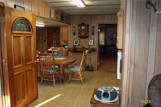 224 Sides Lane, Lockhart, TX 78644