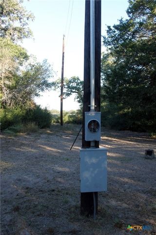 224 Sides Lane, Lockhart, TX 78644