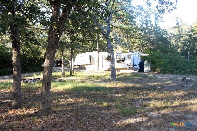 224 Sides Lane, Lockhart, TX 78644