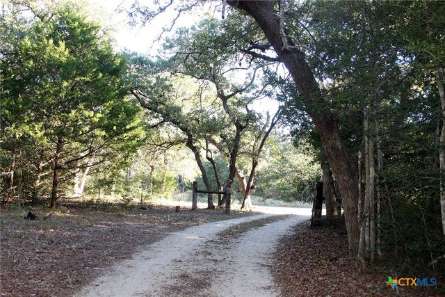 224 Sides Lane, Lockhart, TX 78644