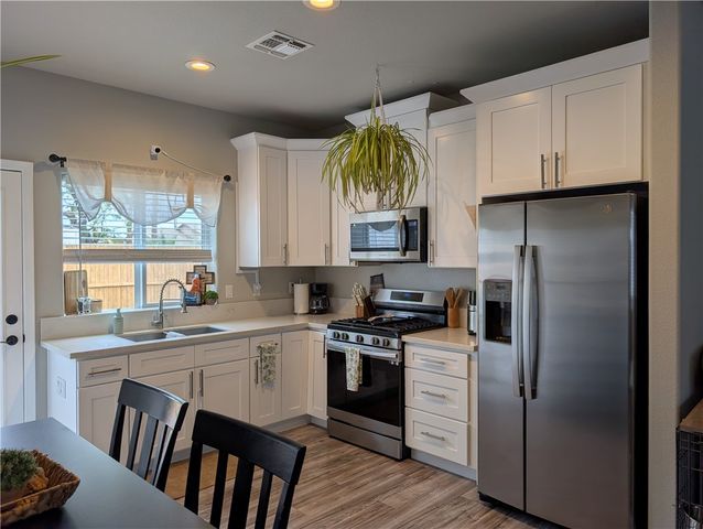 385 Harbor Drive, Bullhead City, AZ 86442