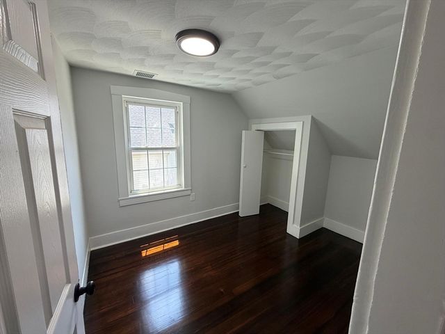 26 Sagamore St, Lynn, MA 01902