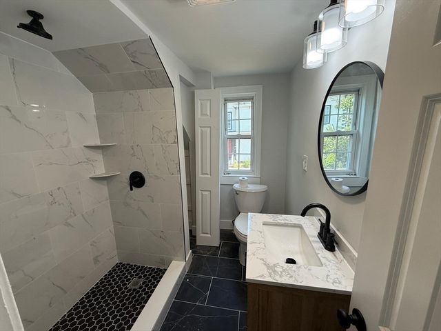 26 Sagamore St, Lynn, MA 01902