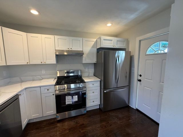 26 Sagamore St, Lynn, MA 01902