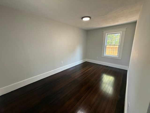 26 Sagamore St, Lynn, MA 01902