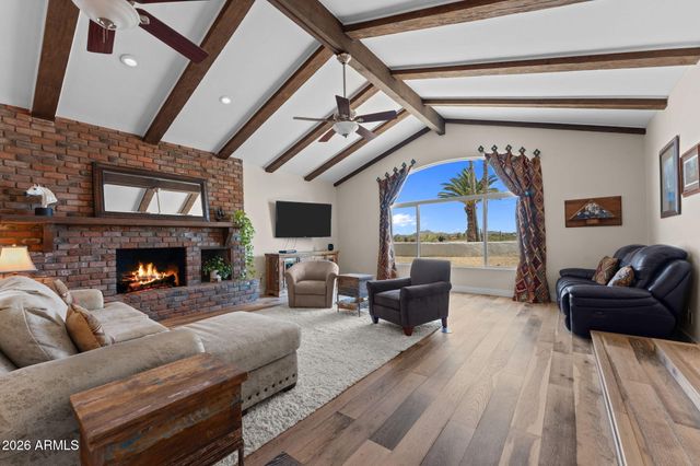 1890 Hillside Drive, Wickenburg, AZ 85390