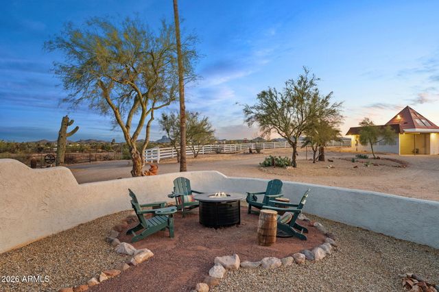 1890 Hillside Drive, Wickenburg, AZ 85390