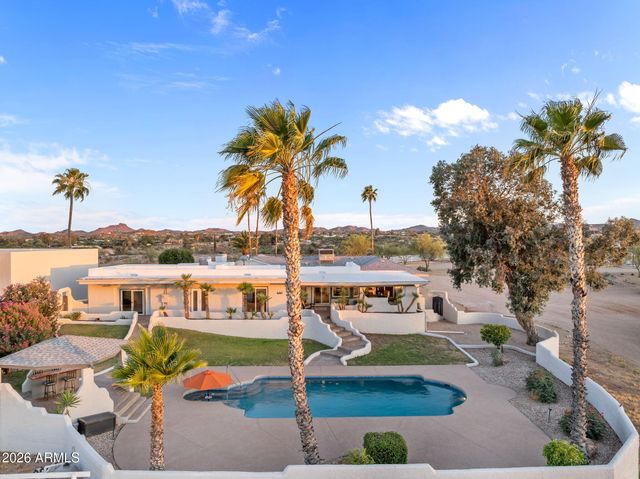 1890 Hillside Drive, Wickenburg, AZ 85390