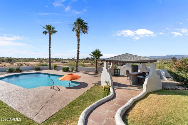 1890 Hillside Drive, Wickenburg, AZ 85390