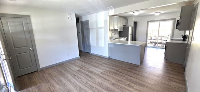 8421 Banyan Lane, Indianapolis, IN 46237