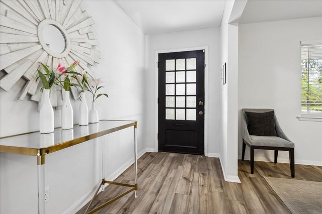 5474 Imogene Street, Houston, TX 77096