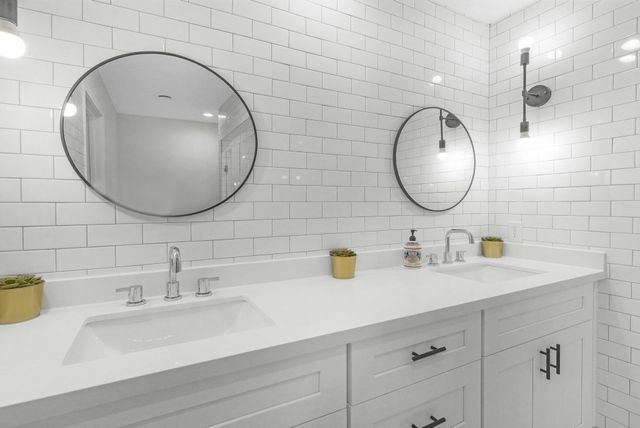 5474 Imogene Street, Houston, TX 77096