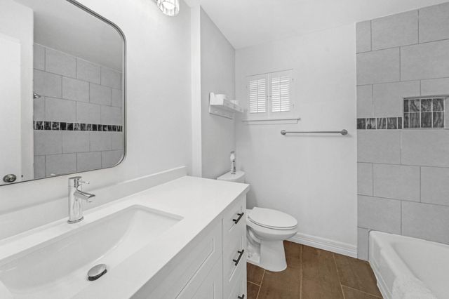 5474 Imogene Street, Houston, TX 77096