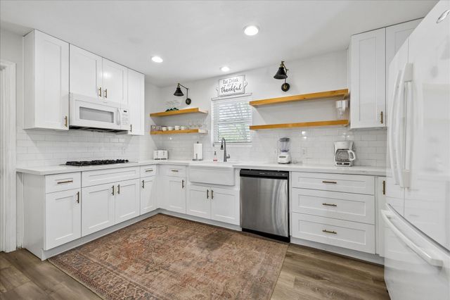 5474 Imogene Street, Houston, TX 77096