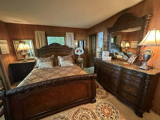 1716 W Benson Road, Benton Harbor, MI 49022