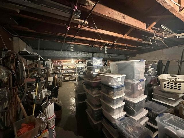 1716 W Benson Road, Benton Harbor, MI 49022