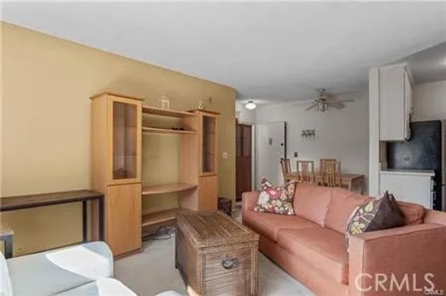5860 Benner 303, Los Angeles, CA 90042