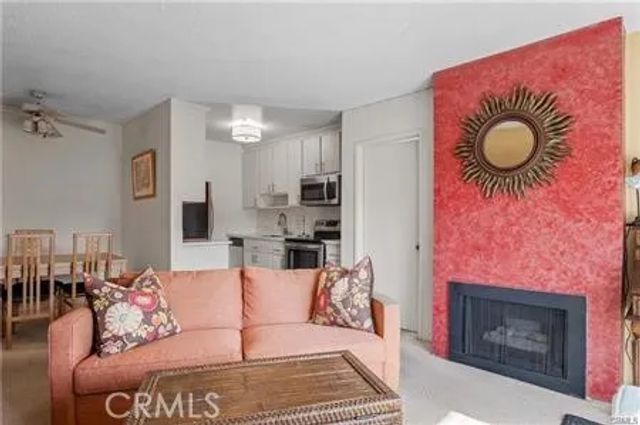5860 Benner 303, Los Angeles, CA 90042