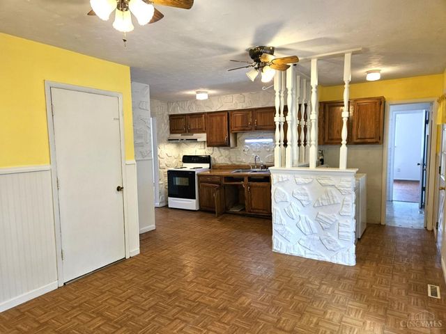 10944 Lemarie Drive, Sharonville, OH 45241