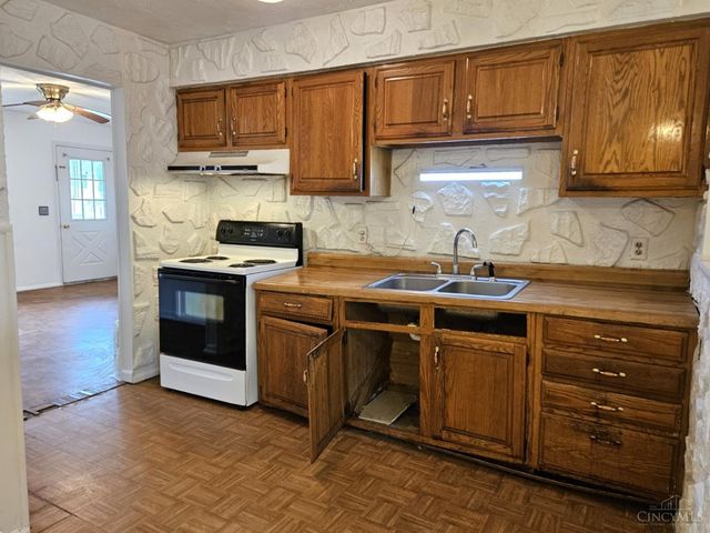 10944 Lemarie Drive, Sharonville, OH 45241