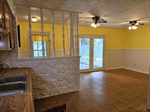 10944 Lemarie Drive, Sharonville, OH 45241